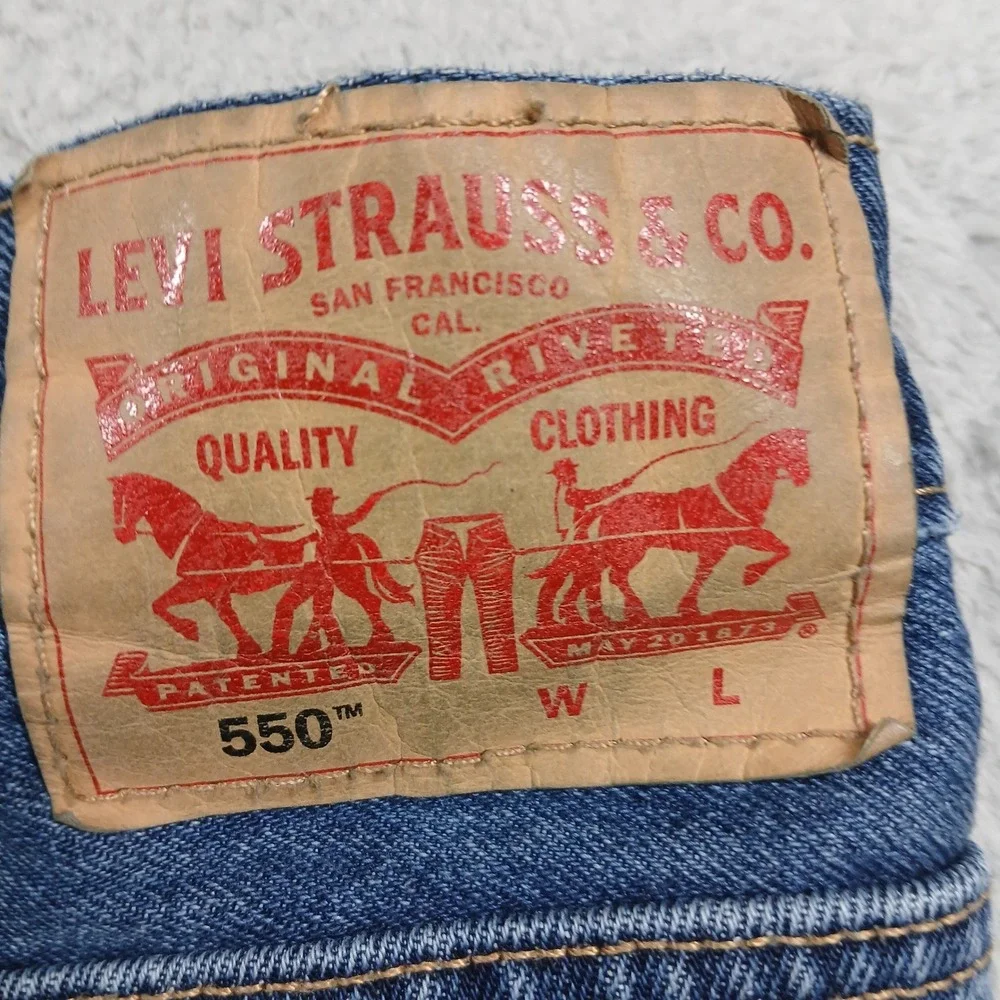 Levi's 550‎ Relaxed Fit Tapered Jeans Mens 48x30 Stonewash Denim 01550-4886